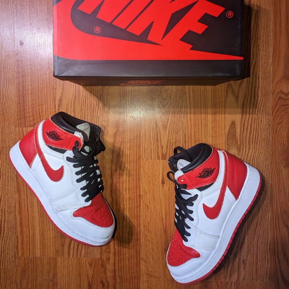 Jordan 1 GS ‘Heritage Red’